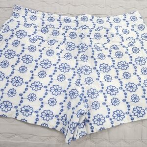 Vineyard vines short size 2